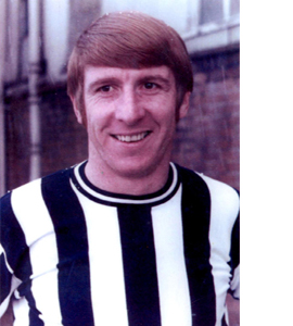 Wyn Davies Newcastle United Footballer (Postcard)